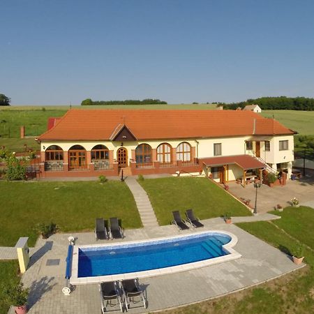 Villa Teleki Экстерьер фото
