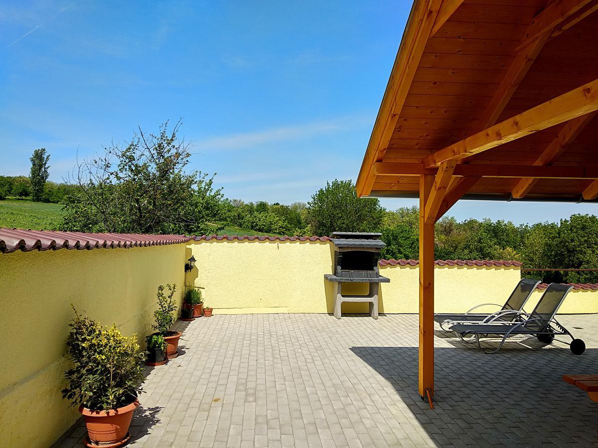 Villa Teleki Экстерьер фото